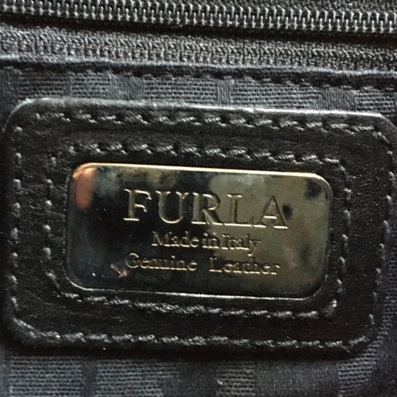 Sleek Furla black leather bag! - Picture 11 of 11